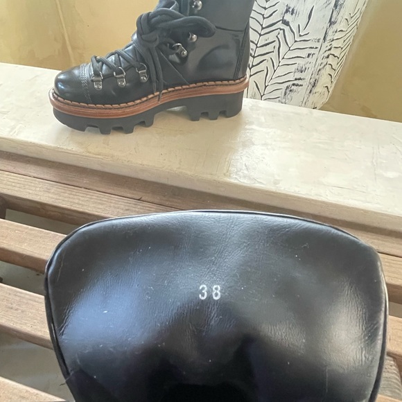 Moncler Boots women - Picture 4 of 5